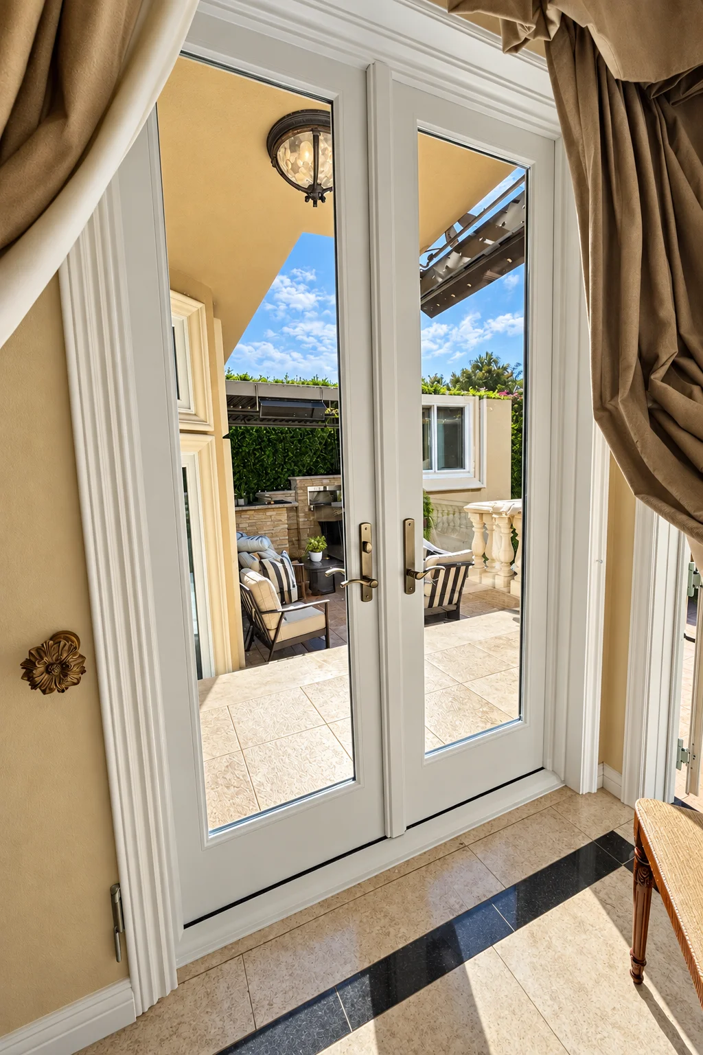 andersen-white-hinged-patio-door-interior-view-97975b0d-a520-4f1e-91e8-7394e5b9001e.webp